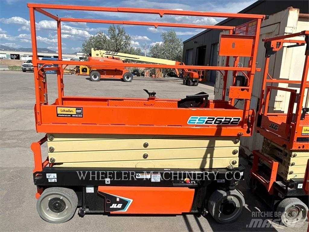 JLG ES2632 Ollós emelők