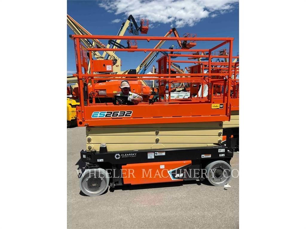 JLG ES2632 Ollós emelők
