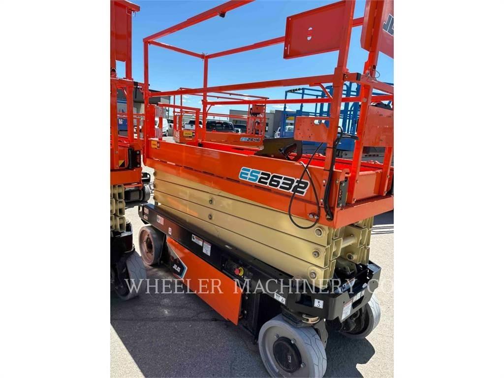 JLG ES2632 Ollós emelők