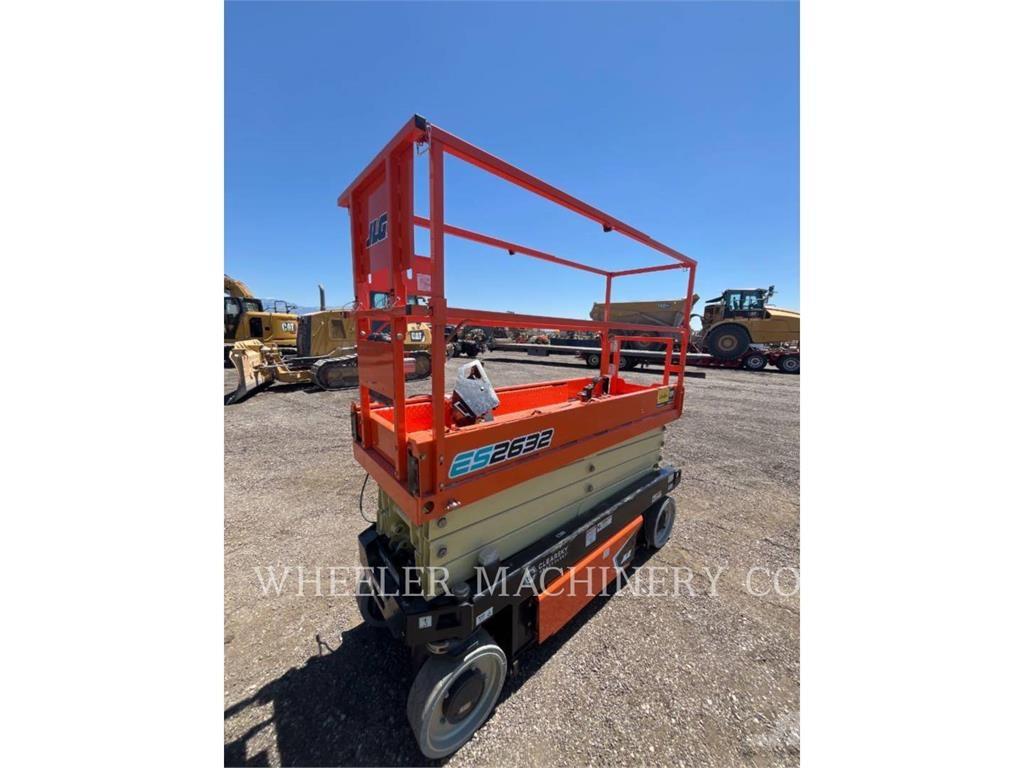 JLG ES2632 Ollós emelők