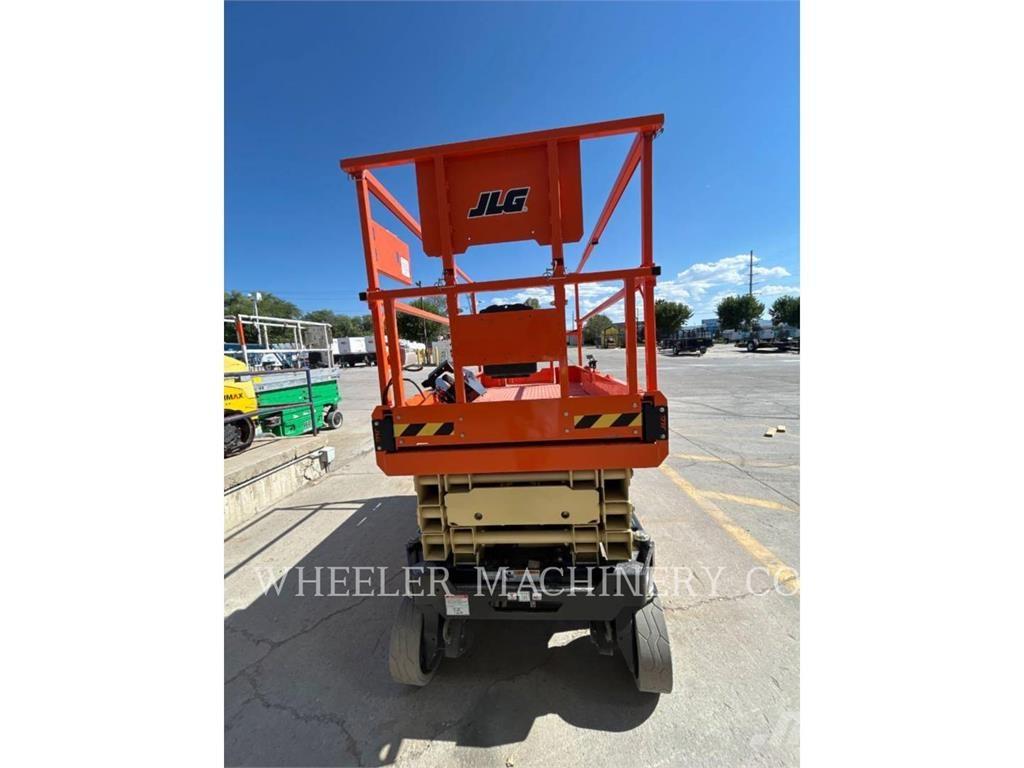 JLG ES2646 Ollós emelők