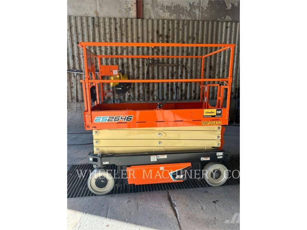 JLG ES2646 Ollós emelők
