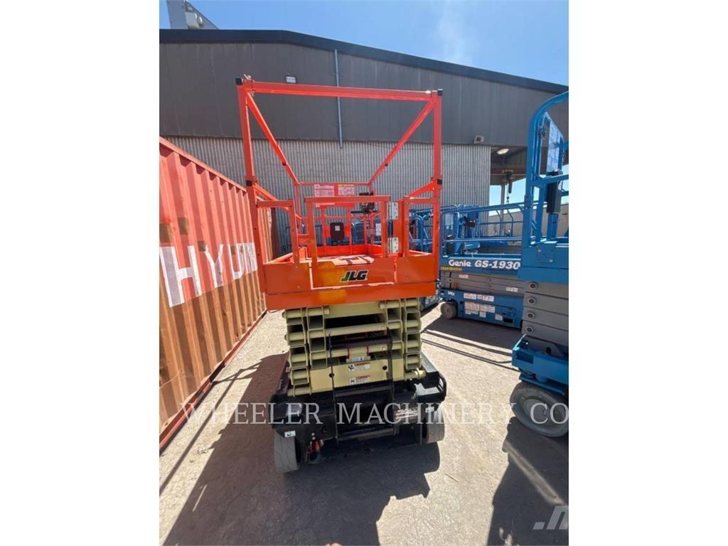 JLG ES3246 Ollós emelők
