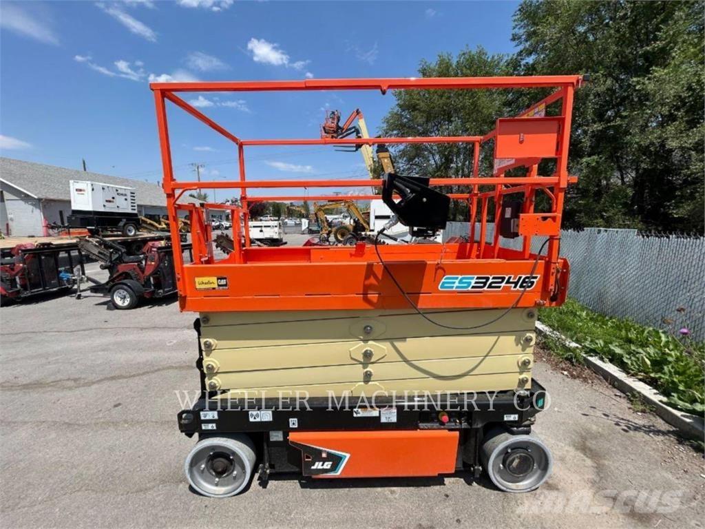 JLG ES3246 Ollós emelők