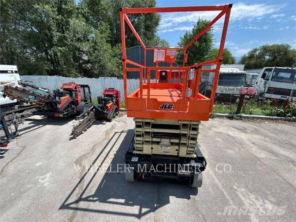 JLG ES3246 Ollós emelők