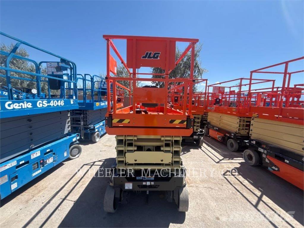 JLG ES3246 Ollós emelők