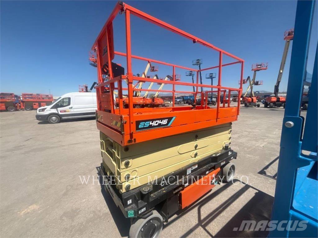 JLG ES4046 Ollós emelők