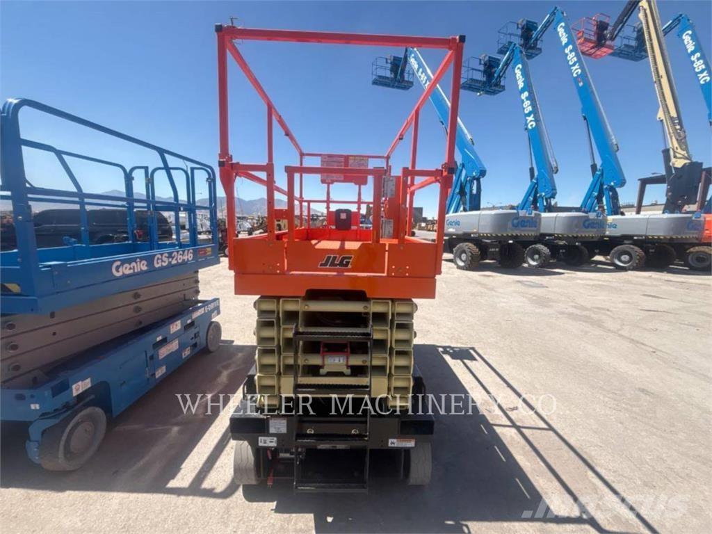 JLG ES4046 Ollós emelők