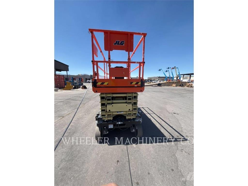 JLG ES4046 Ollós emelők