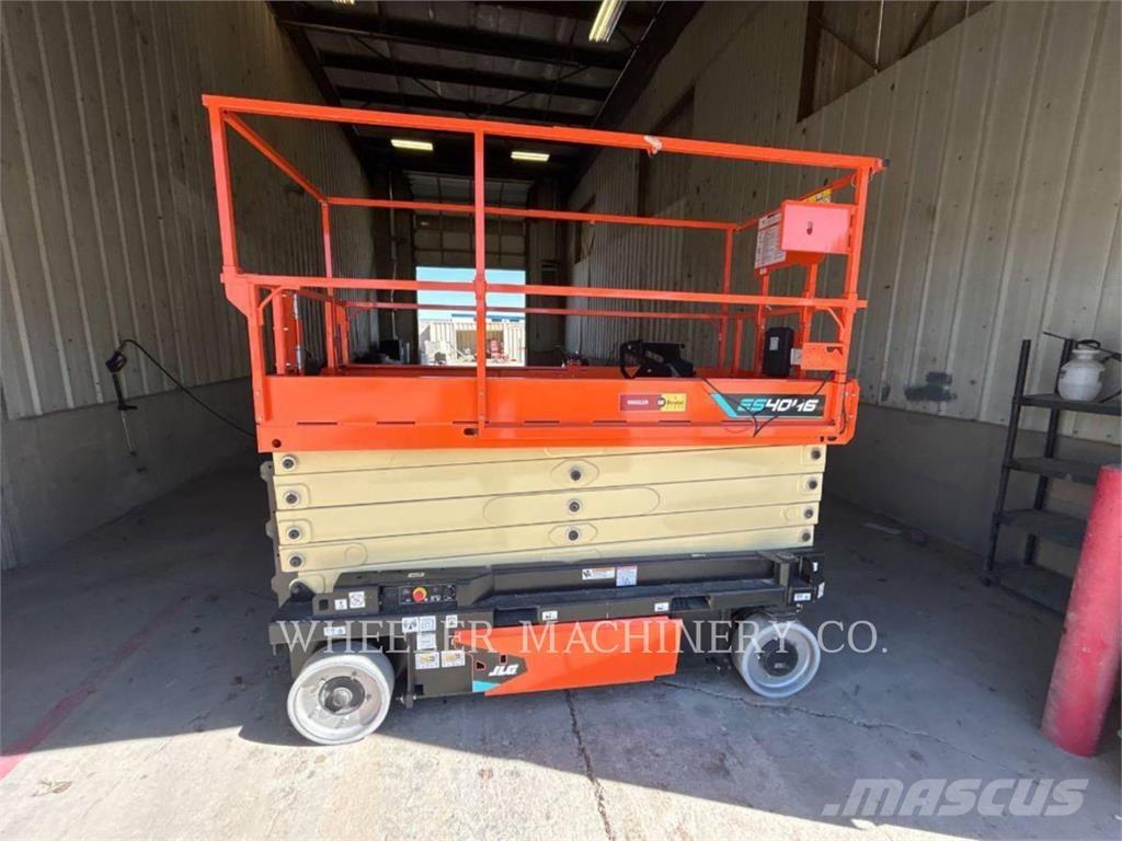 JLG ES4046 Ollós emelők