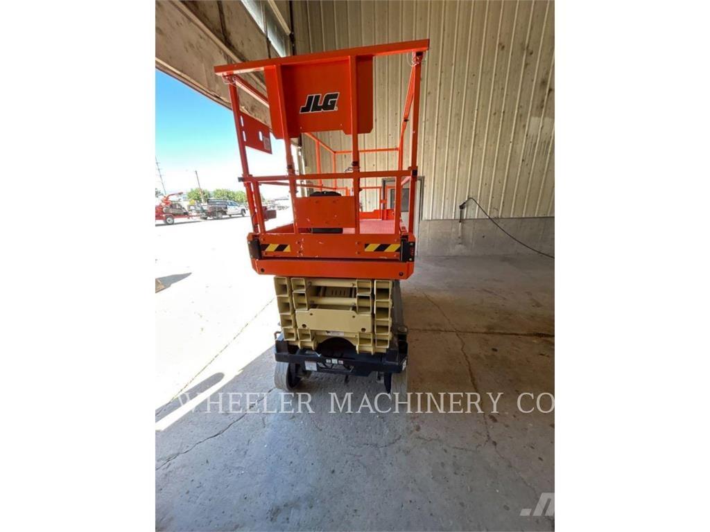 JLG ES4046 Ollós emelők