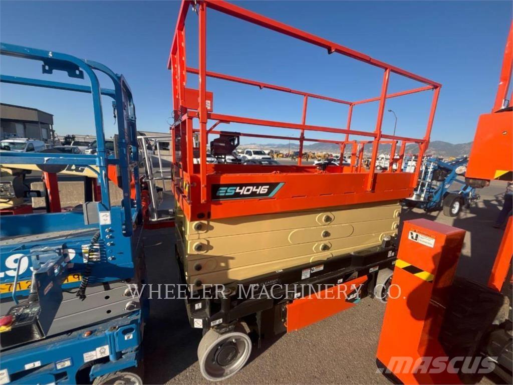 JLG ES4046 Ollós emelők