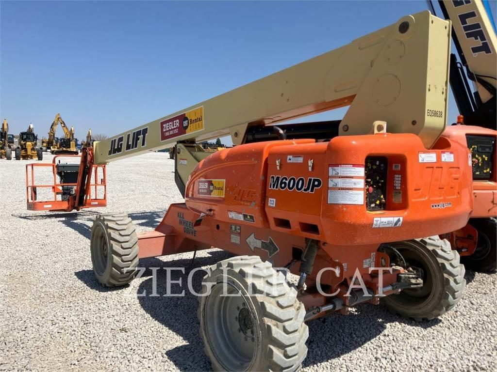 JLG M600JP Karos emelők