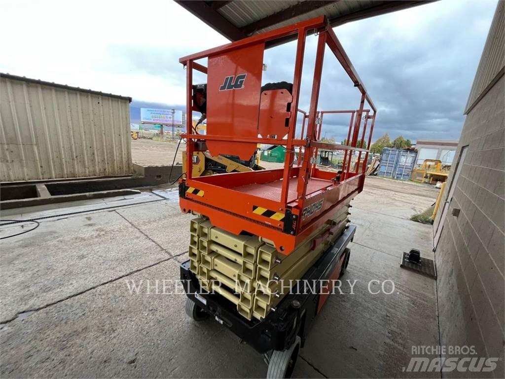 JLG R4045 Ollós emelők