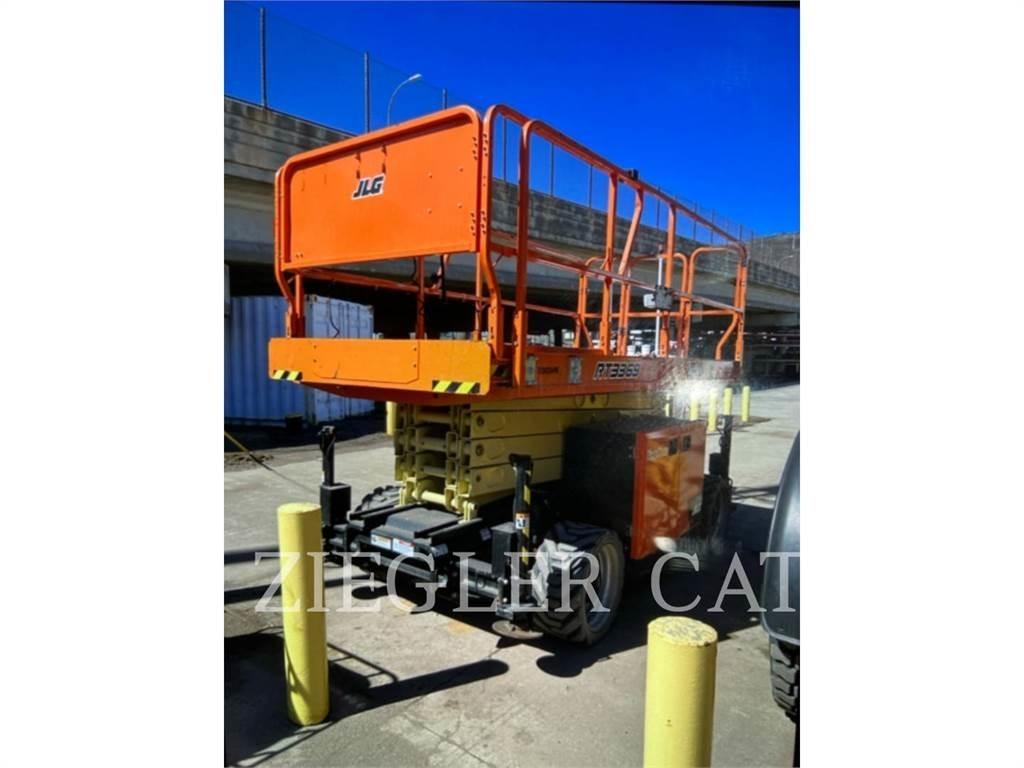 JLG RT3369 Ollós emelők