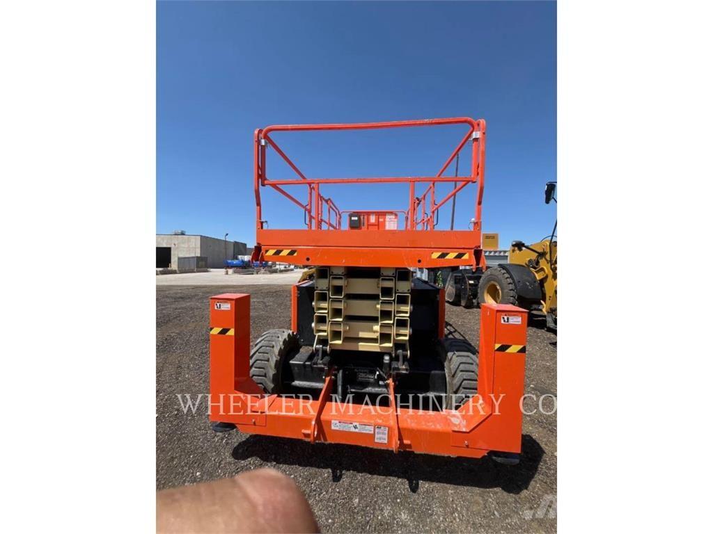 JLG RT4394 Ollós emelők