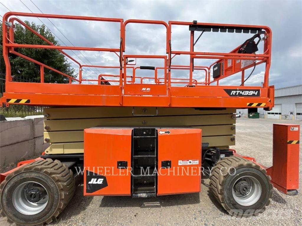 JLG RT4394 Ollós emelők