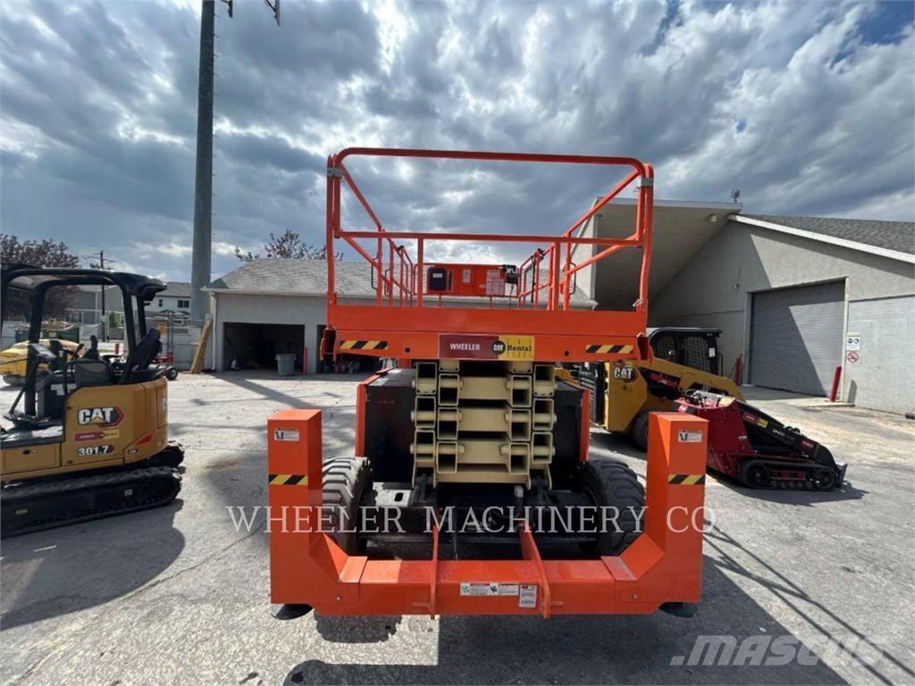 JLG RT4394 Ollós emelők