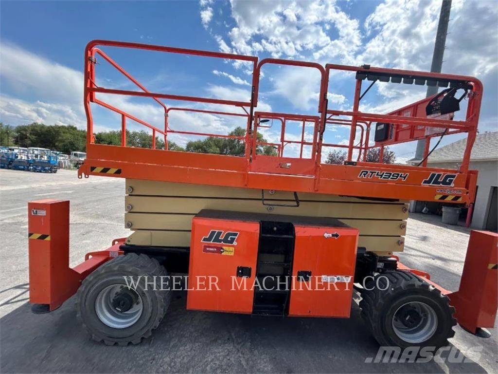 JLG RT4394 Ollós emelők