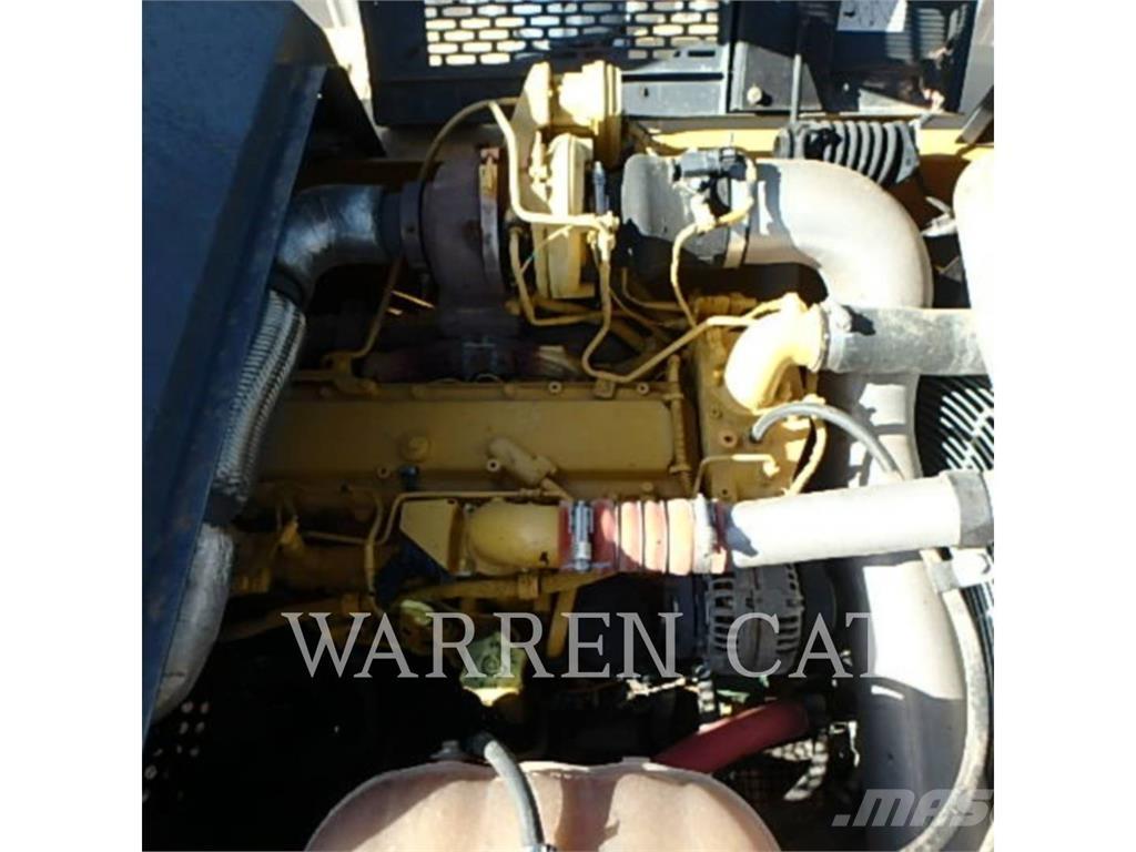 John Deere 210G Lánctalpas kotrók
