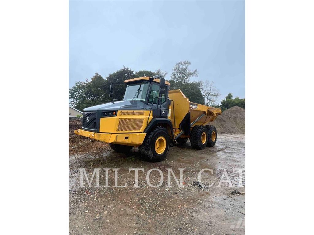 John Deere 260E Csuklósdömperek