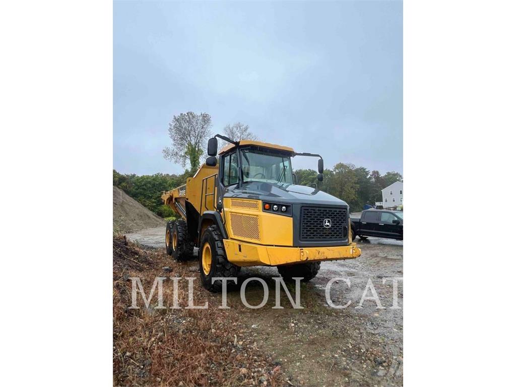 John Deere 260E Csuklósdömperek