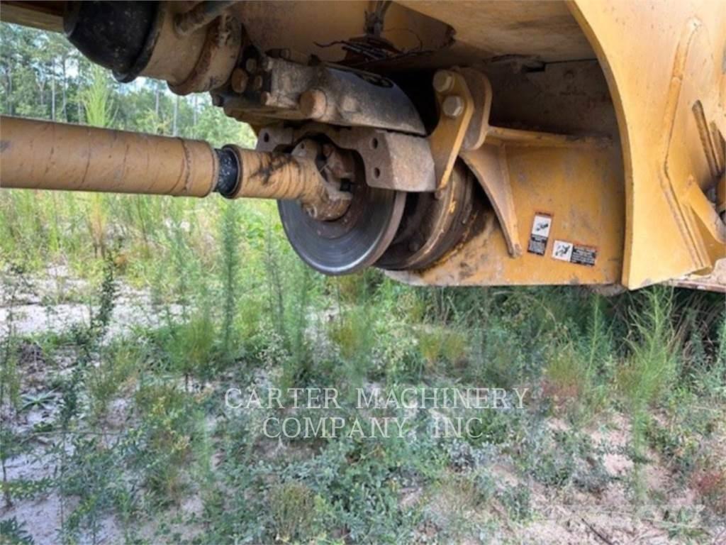 John Deere 300D Csuklósdömperek