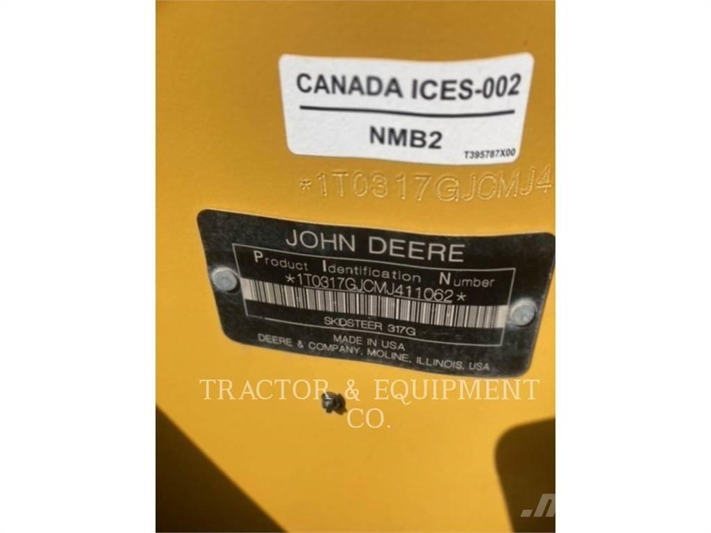 John Deere 317G Kompaktrakodók