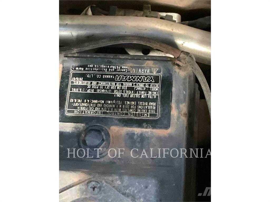 John Deere 324G Kompaktrakodók