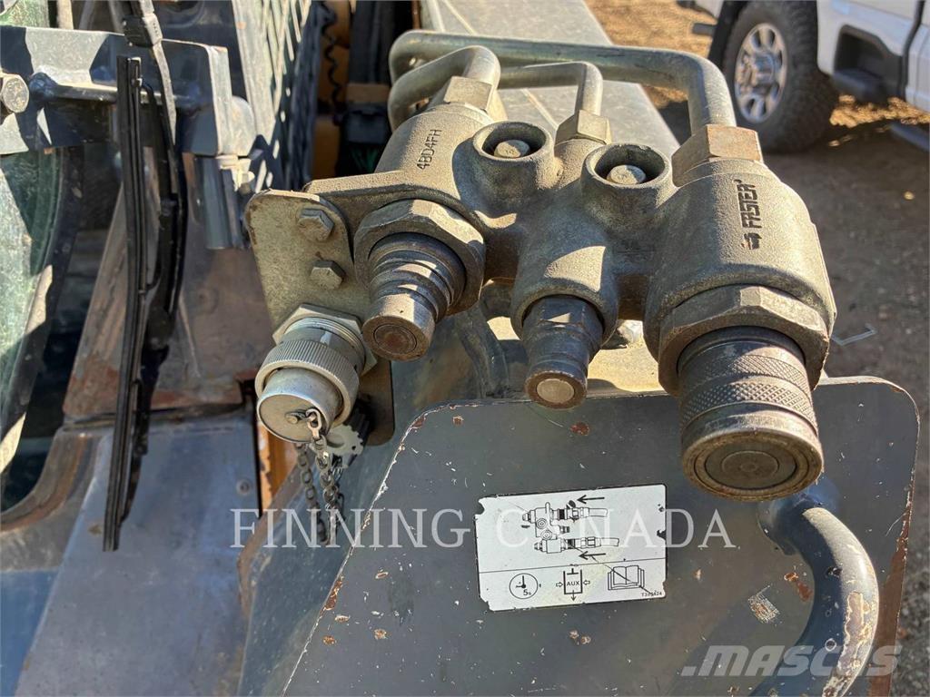 John Deere 333E Lánctalpas homlokrakodók