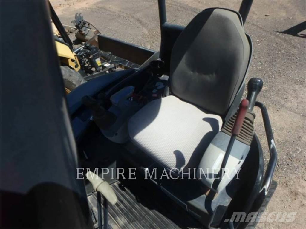 John Deere 35D Lánctalpas kotrók