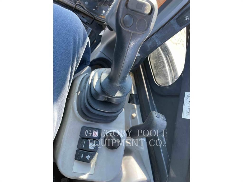 John Deere 35G Lánctalpas kotrók