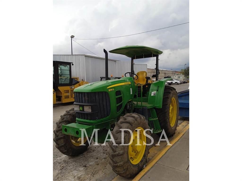 John Deere 6110D Traktorok