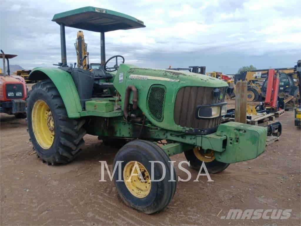 John Deere 6415 Traktorok