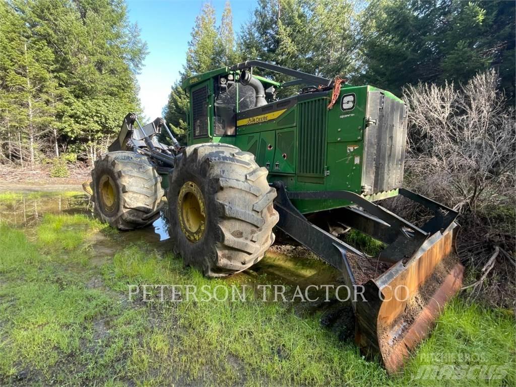 John Deere 648L Vonszolók