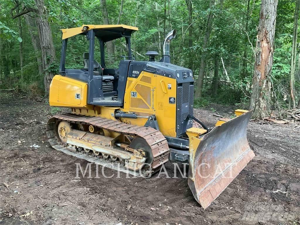 John Deere 650K lánctalpas dózerek