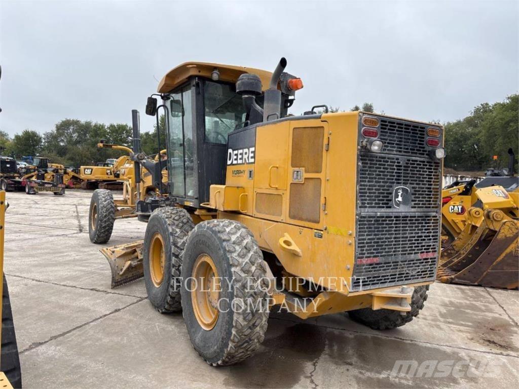 John Deere 670 Gréderek