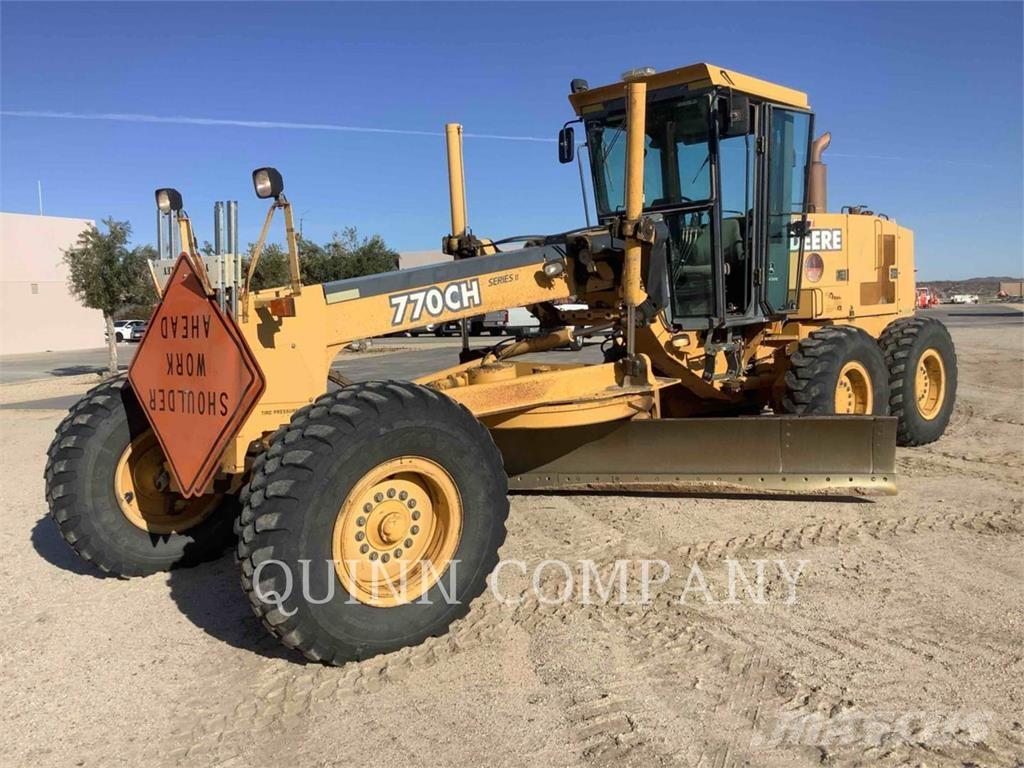 John Deere 770CH Gréderek