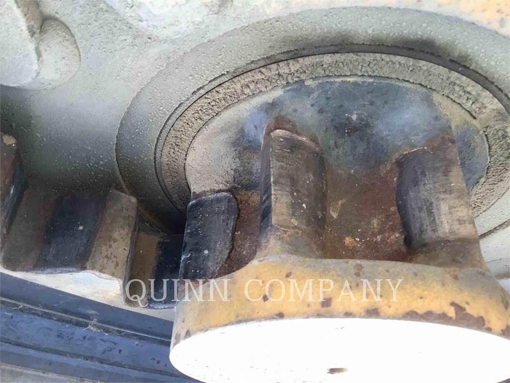 John Deere 770CH Gréderek