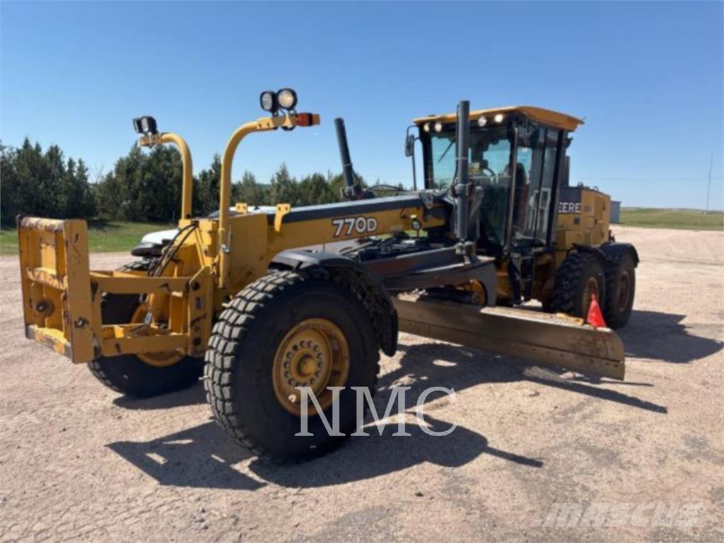 John Deere 770D_JD Gréderek