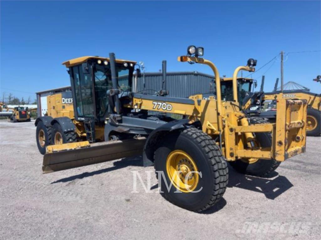 John Deere 770D_JD Gréderek