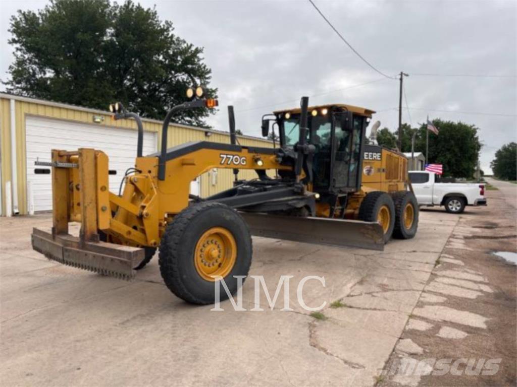 John Deere 770G_JD Gréderek