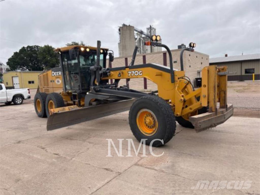 John Deere 770G_JD Gréderek