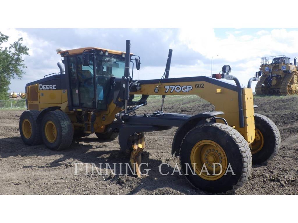 John Deere 770GP Gréderek