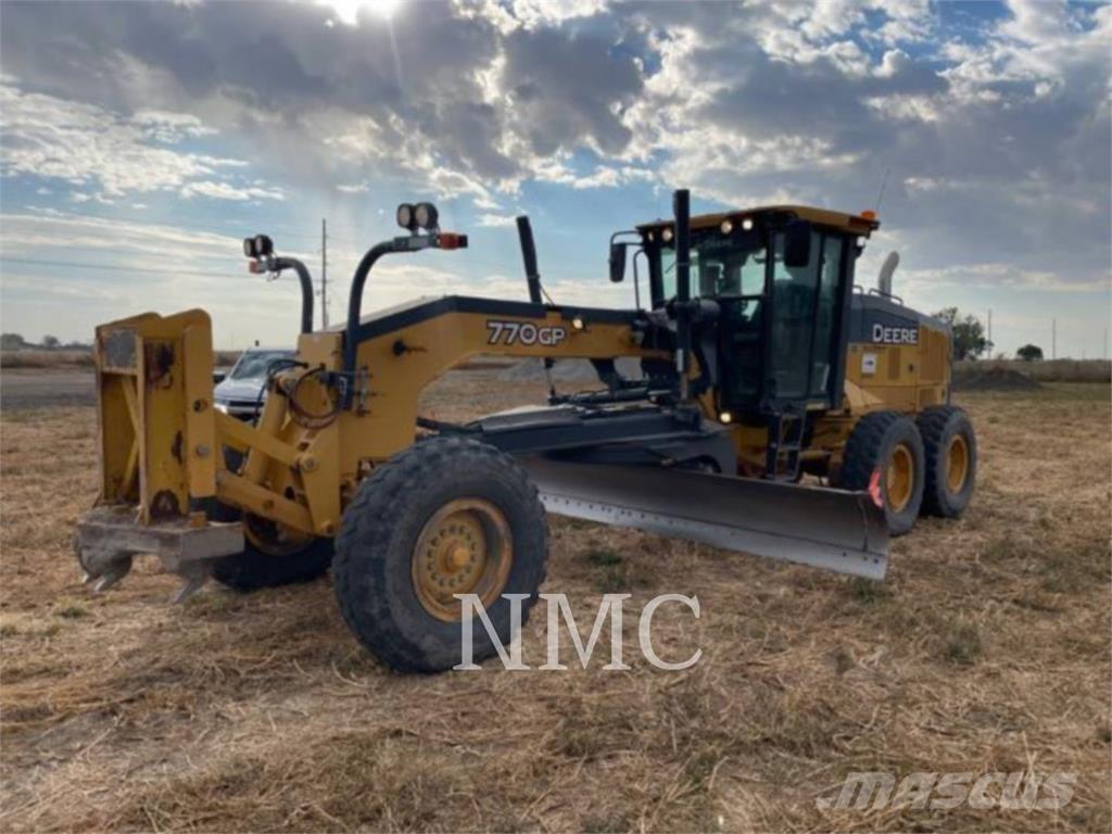 John Deere 770GP_JD Gréderek