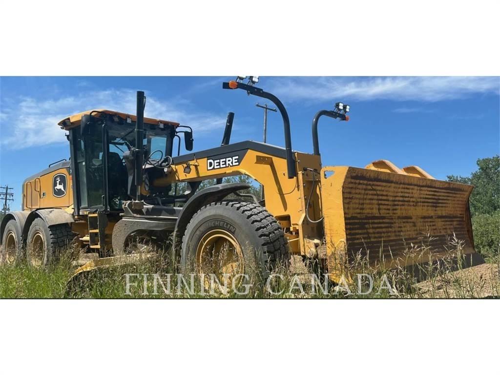 John Deere 772G Gréderek