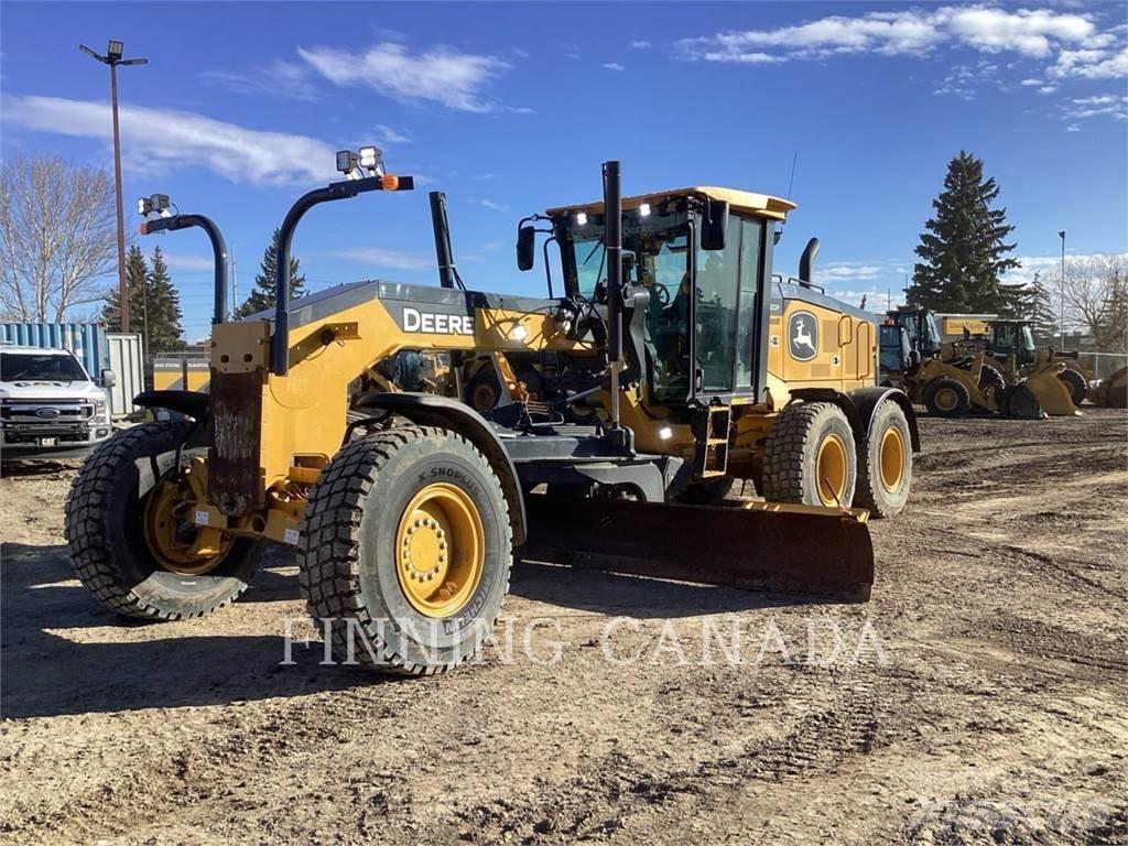 John Deere 772GP Gréderek