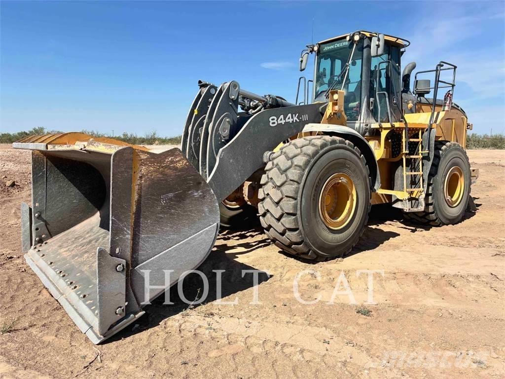 John Deere 844K III Gumikerekes homlokrakodók