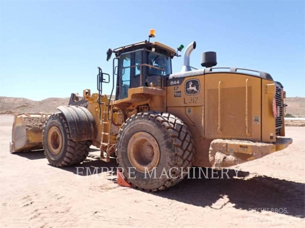 John Deere 844P Gumikerekes homlokrakodók