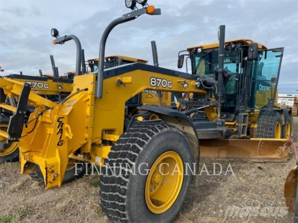 John Deere 870G Gréderek